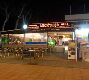 Das Restaurant Leon Rojo am Abend