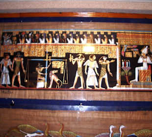 Im Papyrus-Museum