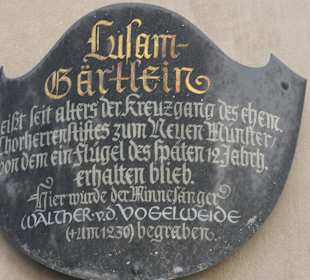 INFO-Schild zum Lusamgärtlein, Würzburg Martinstr.