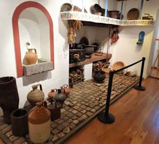 Historische Küche im Museu Etnográfico