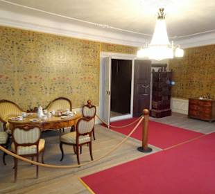 Rundgang durch das Wasserschloss Mitwitz