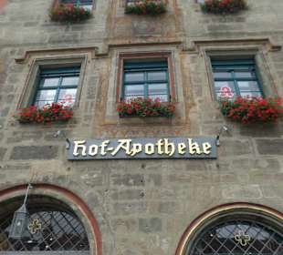 Die Hof-Apotheke am Marktplatz von Coburg