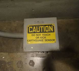 Nicht anstoßen, Erschütterungssensor