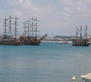 Im neuen Hafen von Side !