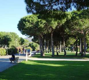 Spaziergang über die Strandpromenade Argelès-Plage