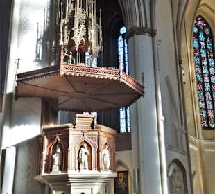 Die Kanzel der Petrikirche