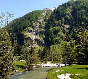 Immer dem Seebach entlang