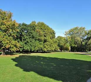 Spaziergang durch den Hiroshimapark