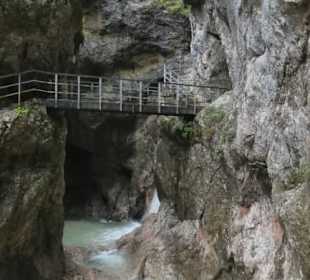 Beeindruckende Wanderung durch die Almbachklamm