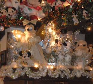 Weihnachtsstimmung im Disney Zimmer