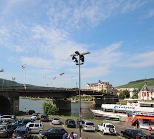 Mosel bei Bernkastel
