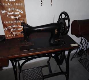 Alte Nähmaschine im Landmuseum