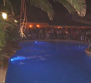 Cocos Pool