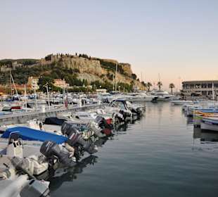 Abendstimmung im Hafen von Cassis