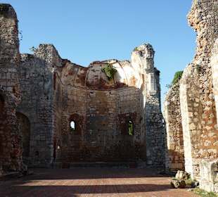 Im Inneren des Convents San Francisco de Assisi