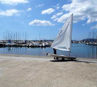 Slip-Anlage im Hafen von Alghero