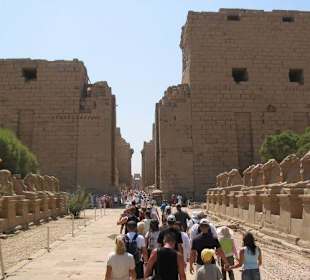 Eingang zum Tempel