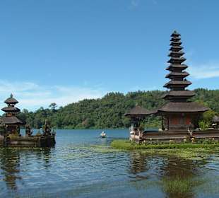 Tempel im Lake Bratan