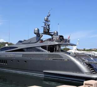Rundgang druch den Yachthafen von Porto Cervo