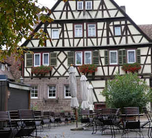 Sehr gut erhaltene Gebäude