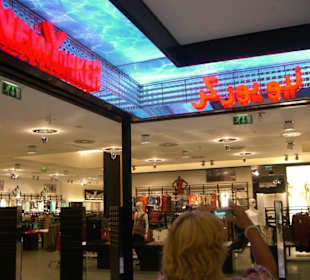 "New Yorker" in der Dubai Mall