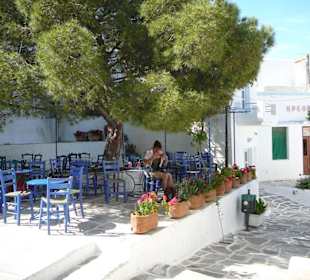 Platia in Lefkes