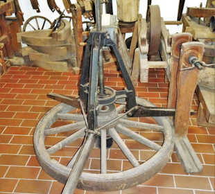 Ausstellung in der Remise der Windmühle Varel