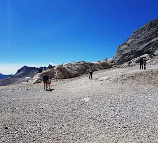 Alle wandern sie hoch
