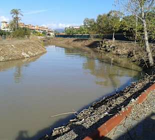 Von der Brücke in Richtung Kumköy