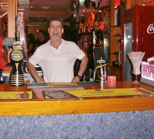 Der Inhaber, immer gut drauf