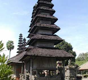 Pura Taman Ayun