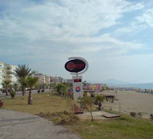 Auf der Strandpromenade
