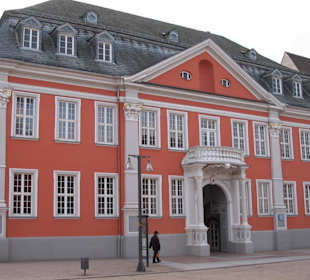 Außenansicht des Rathauses