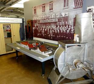 Bürsten- und Pinselfabrikation 