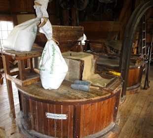 Rundgang durch die Mühle von Rönn
