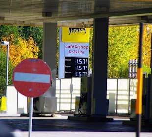 Tankstelle mit Bezinpreise 17.10.