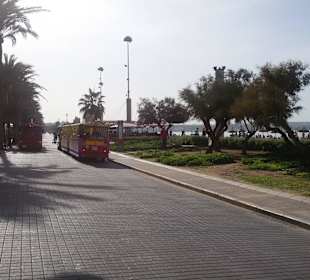 Promenade in der Nähe, kilomenterlang