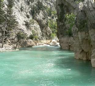 Bootsfahrt auf dem Stausee