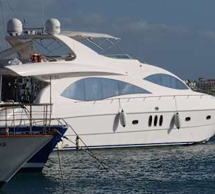 Ausflug zum Hafen in Pafos