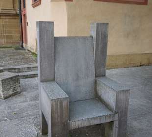 Skulpturen am Dompfarrplatz