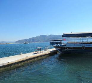 Umsteigepunkt in die kleinen Kanalboote