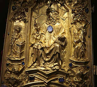 Das Museum Centre Charlemagne am Katschhof