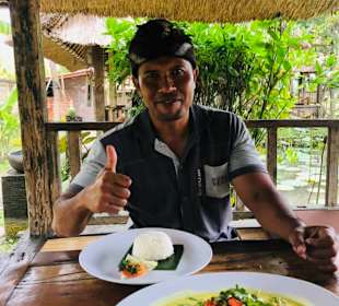 Mittagessen mit Wayan 