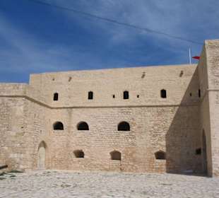 Bordj el-kebir (fort)