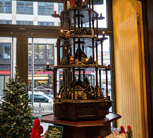 Weihnachtspyramide Deko