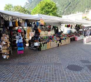 Rundgang über den Wochenmarkt von Riva del Garda