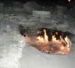 Chimaira,  türkisch "Yarnatas", brennender Stein