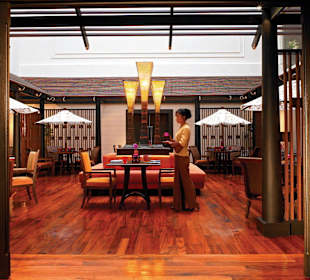 International breakfast buffet 