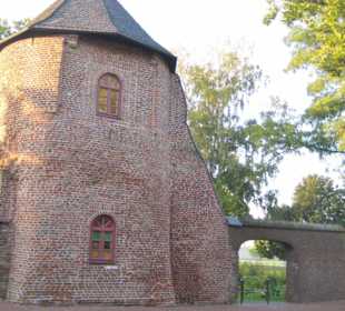 Rundturm nahe  der Kriemhildmühle