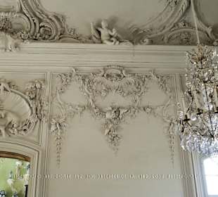 Stuckdekor im Weißen Saal